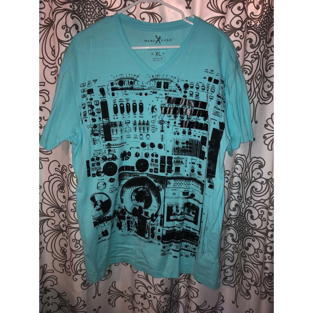 Men’s Marc Ecko V- neck graphic tee